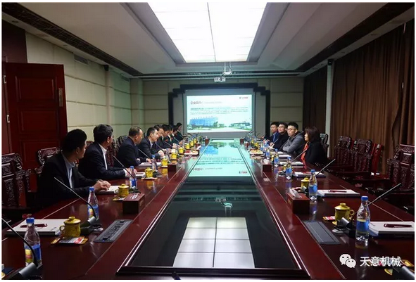 碧桂園集團(tuán)副總裁兼采購(gòu)中心總經(jīng)理?xiàng)铥惻d一行蒞臨天意參觀(guān)考察